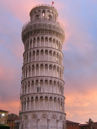 torre pendante a Pisa